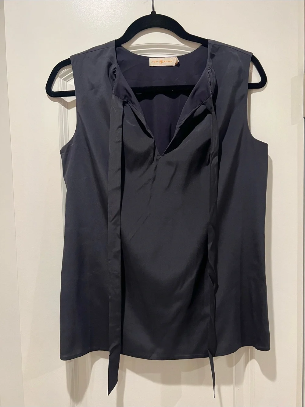 Tory Burch Sleeveless Tie-Neck Camisole in Charcoal